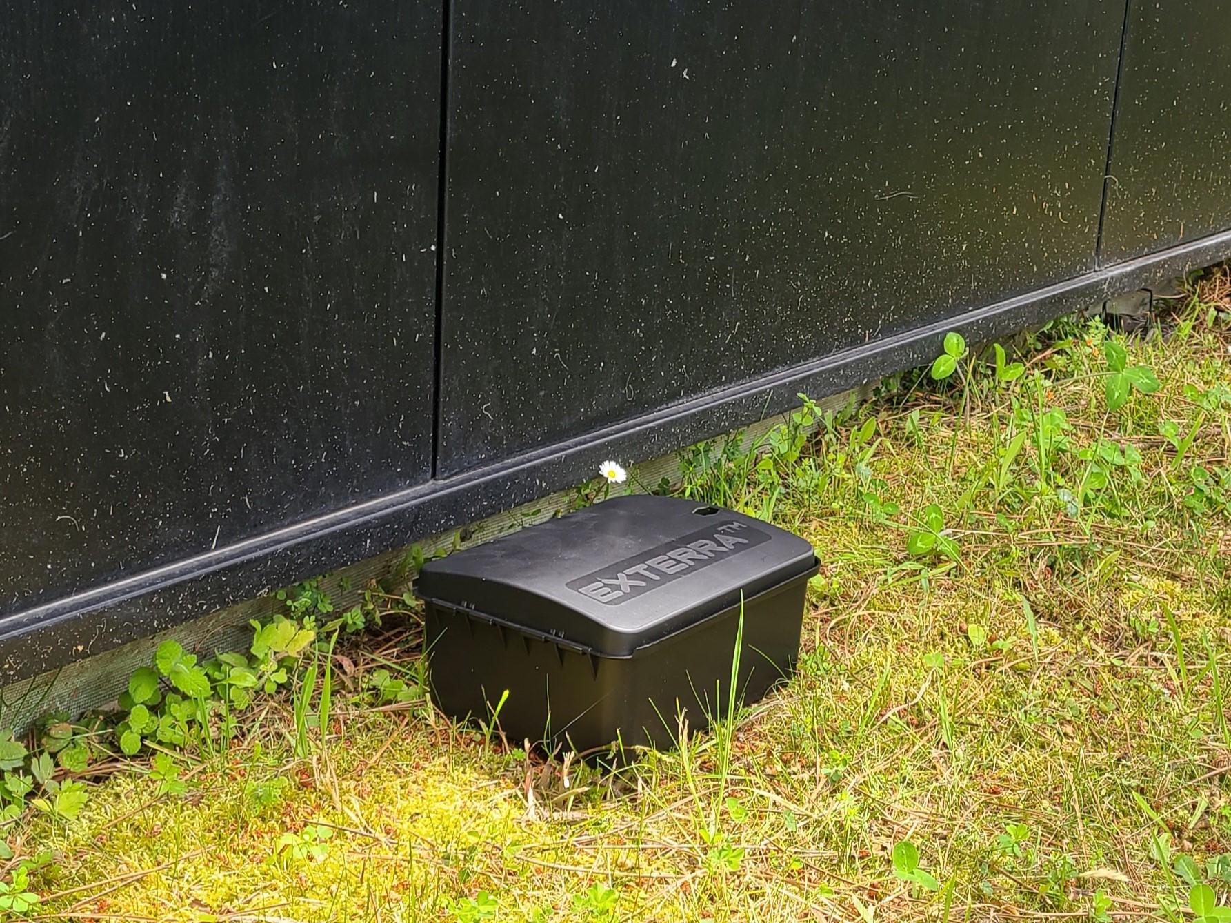 Piège à termite extérieur Exterra avec station Titan